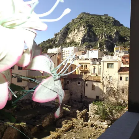 Josepha 3* Taormina