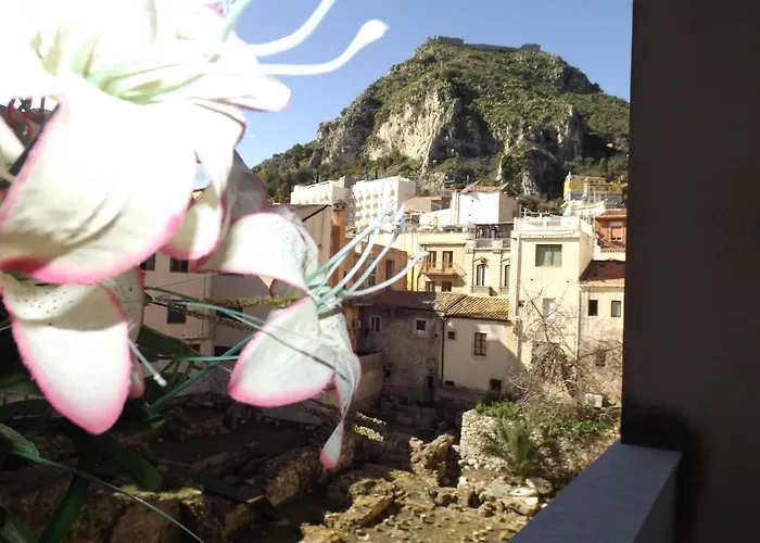 Josepha 3* Taormina